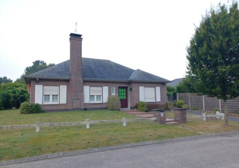 Aangename gezinswoning met tuin en garage in residentiële omgeving